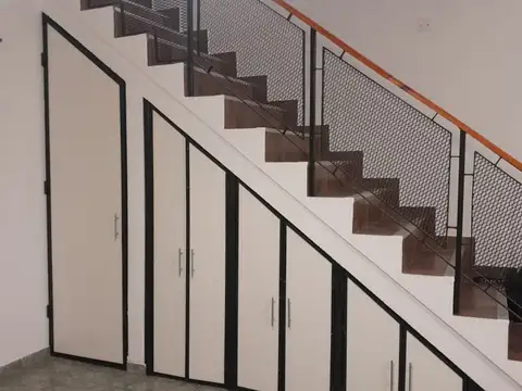 Depto Tipo Casa en Alquiler de 3 ambientes