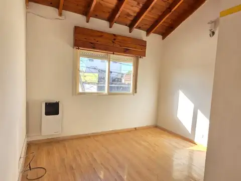 Departamento en Alquiler en Ituzaingo Norte, $ 580.000