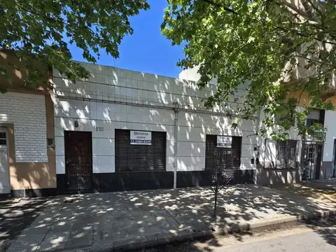 Casa - Venta - Argentina, Avellaneda - AV. RIVADAVIA 1362