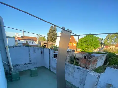 Depto Tipo Casa 3 ambientes con 1 baño