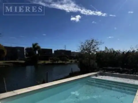 Alquiler a la laguna en Barrancas de Sanata María