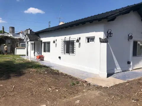 CASA 3 DORMITORIO CON GRAN PARQUE