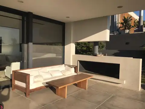 Casa en Alquiler Temporal al Noreste