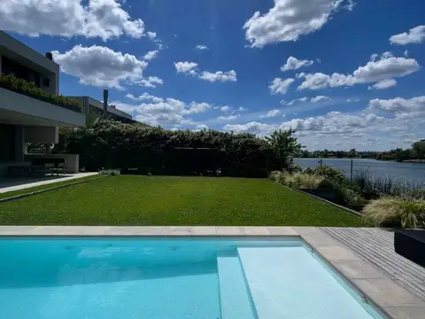 Excelente Casa a la Laguna del 13 al 29.01.2026