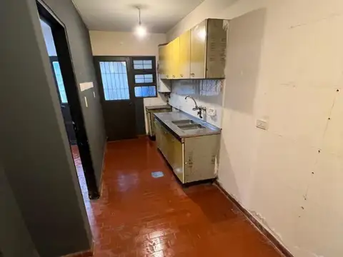 Depto Tipo Casa en Alquiler de 3 ambientes