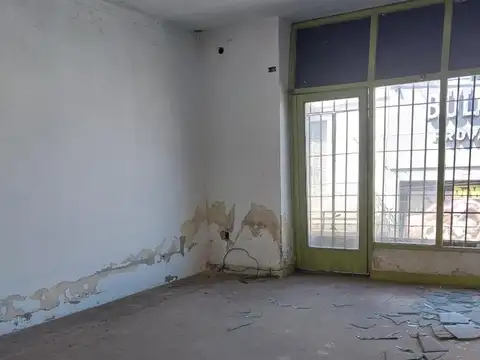 Local en Venta 30 años