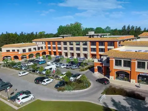 Local en Alquiler en Pueblo Caamaño, $ 2.136.174