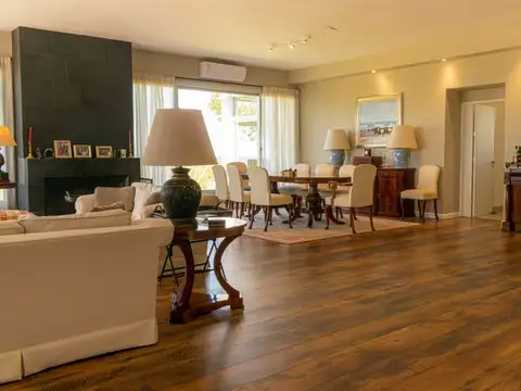 Casa 6 ambientes con 6 baños