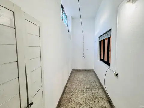 Depto Tipo Casa en Alquiler 48 años
