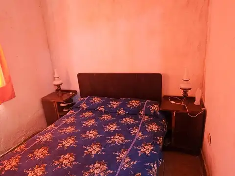 Casa 2 ambientes con 1 baño