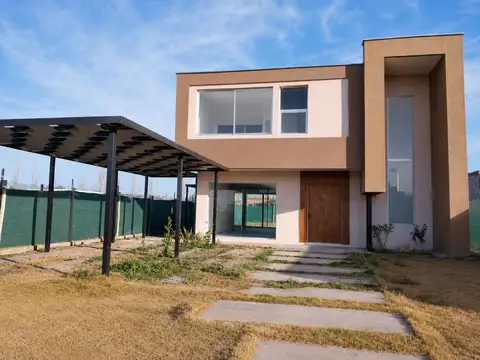 ALQUILER CASA B PRIVADO ALMA GARDENIA 3 HAB PILETA