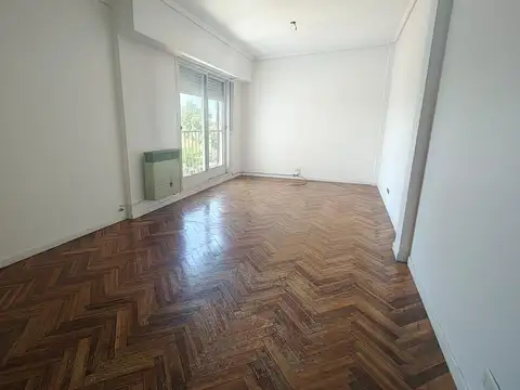 Departamento en venta de 3 ambientes en La Lucila.