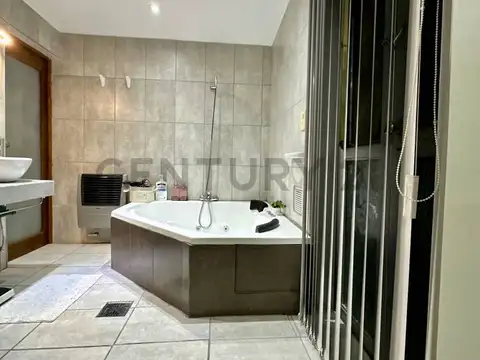 Venta de casa Esquina y Departamento a terminar