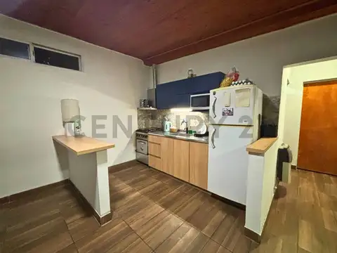 Pje. El Andén 700, Piso 0