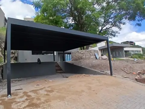 Casa en Venta en La Cuesta, USD 480.000
