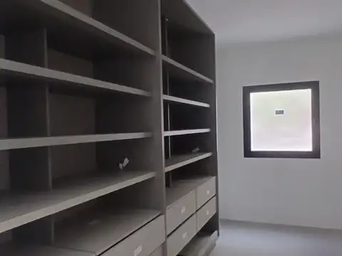 Casa en venta - 3 dormitorios - La Cuesta, Calera