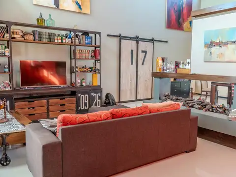 Casa en Venta al Oeste