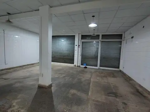 Ibera y Cabildo 8x7 vidriera alq -incluido abl aysa-s/expen
