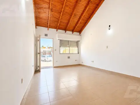 Depto Tipo Casa en Alquiler en Ituzaingó, $ 850.000