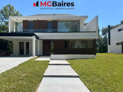 Casa a estrenar en venta en Saint Thomas Este-Oeste