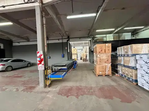 ALQUILER DE GALPÓN INDUSTRIAL DE 9000 m² EN VICENTE LÓPEZ