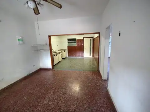 Casa 6 ambientes con 3 baños