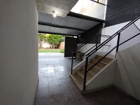 VENTA CASA DOS PLANTAS EN RAFAEL CALZADA