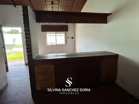 Casa 3 ambientes con 1 baño