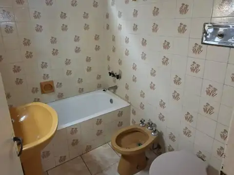 Departamento en Alquiler en Santos Lugares, $ 750.000