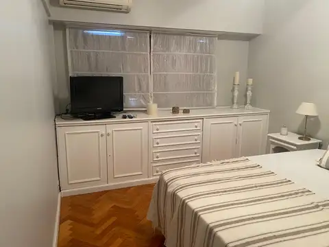 Ideal Diplomatico o Ejecutivo Extranjero