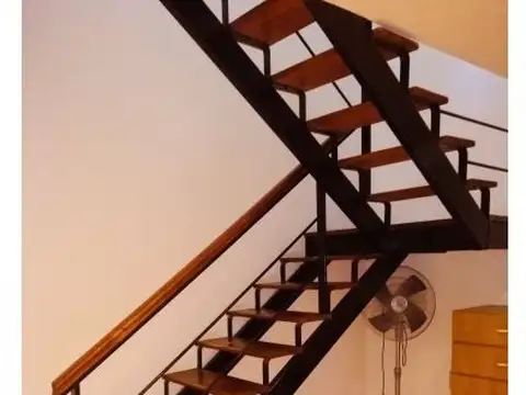 ROLDÁN -ZONA CENTRO-  AMPLIA PROPIEDAD - 4 DORMITORIOS-APTA CREDITO