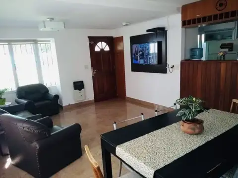 Casa en Alquiler en Roldan, $ 1.150.000