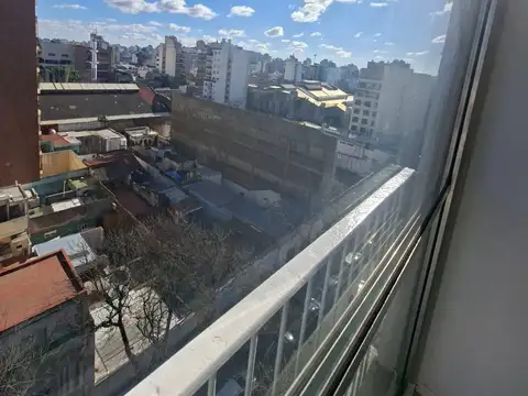 Avenida Juan De Garay 2300