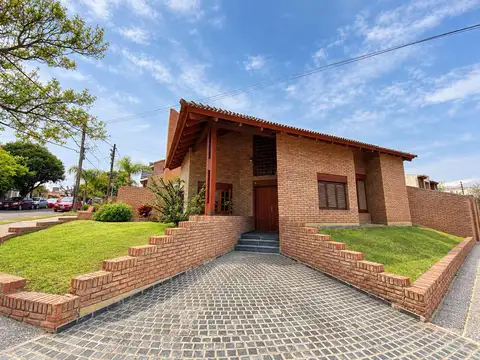 Caseros 3800