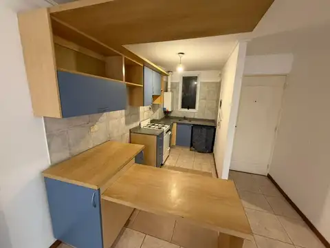 Alquilo Depto de un Dor. Trejo 1107. con Balcon