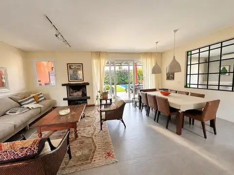 Casa en Alquiler de 3 dormitorios