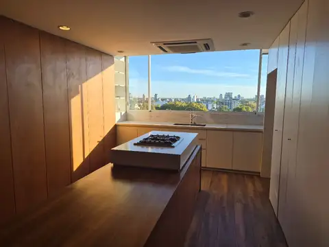 Departamento en Alquiler en La Lucila Libertador / Río, USD 1.600