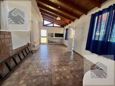 Casa en Sol y Rio de 2 dormitorios a 400 metros del rio.