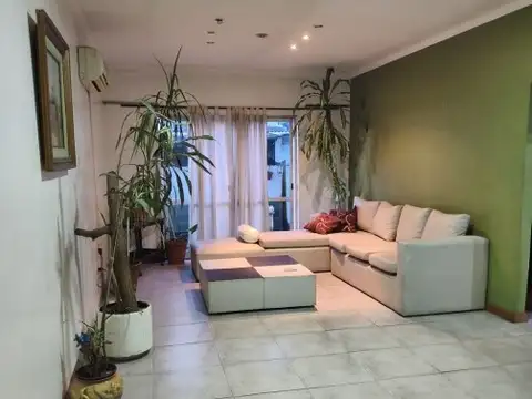 DEPARTAMENTO TIPO CASA DE 4 AMBIENTES EN ALQUILER – 200 m² – 9 DE JULIO 223 AVELLANEDA CENTRO