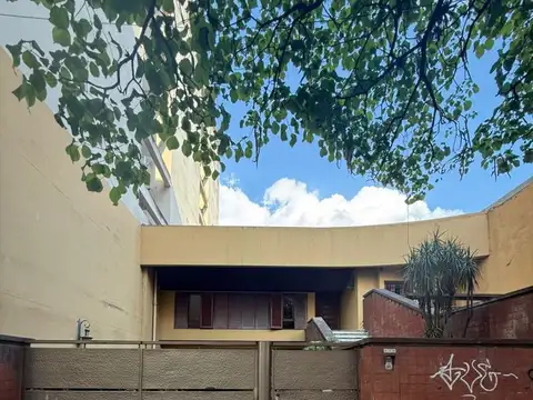 ALQUILER COMERCIAL/PROFESIONAL CASA EN B°SUR - SAN MIGUEL DE TUCUMAN