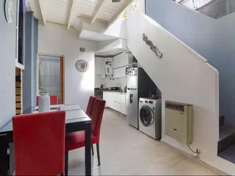 Depto Tipo Casa en Venta en Caballito, USD 180.000