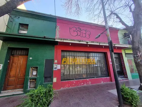Local en Venta 60 años