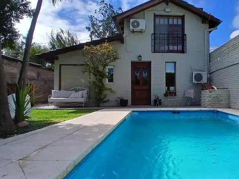 Casa en Maquinista F Savio