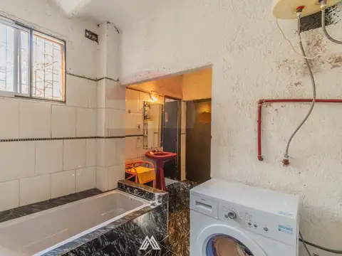 SE VENDE CASA 3 DORMITORIOS EN CAPURRO, MONTEVIDEO
