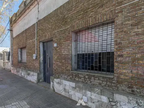 SE VENDE CASA 3 DORMITORIOS EN CAPURRO, MONTEVIDEO