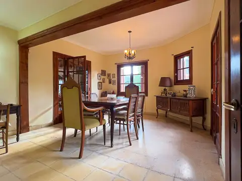 Casa 3 ambientes con 2 baños