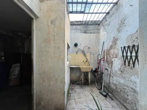 Depto Tipo Casa en Venta en Monte Castro, USD 65.000