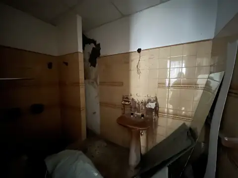 DEPARTAMENTO TIPO CASA 56,42 M2 A REFACCIONAR