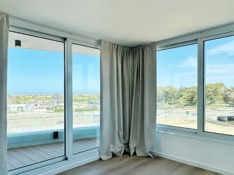 Apartamento en alquiler de 2 dormitorios c/ cochera en Parque Miramar