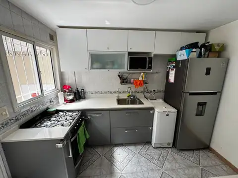 Depto Tipo Casa en Venta al Este
